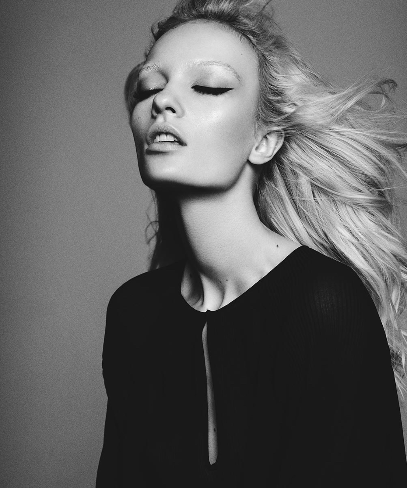 Beauty photography by Chris Hunt 18