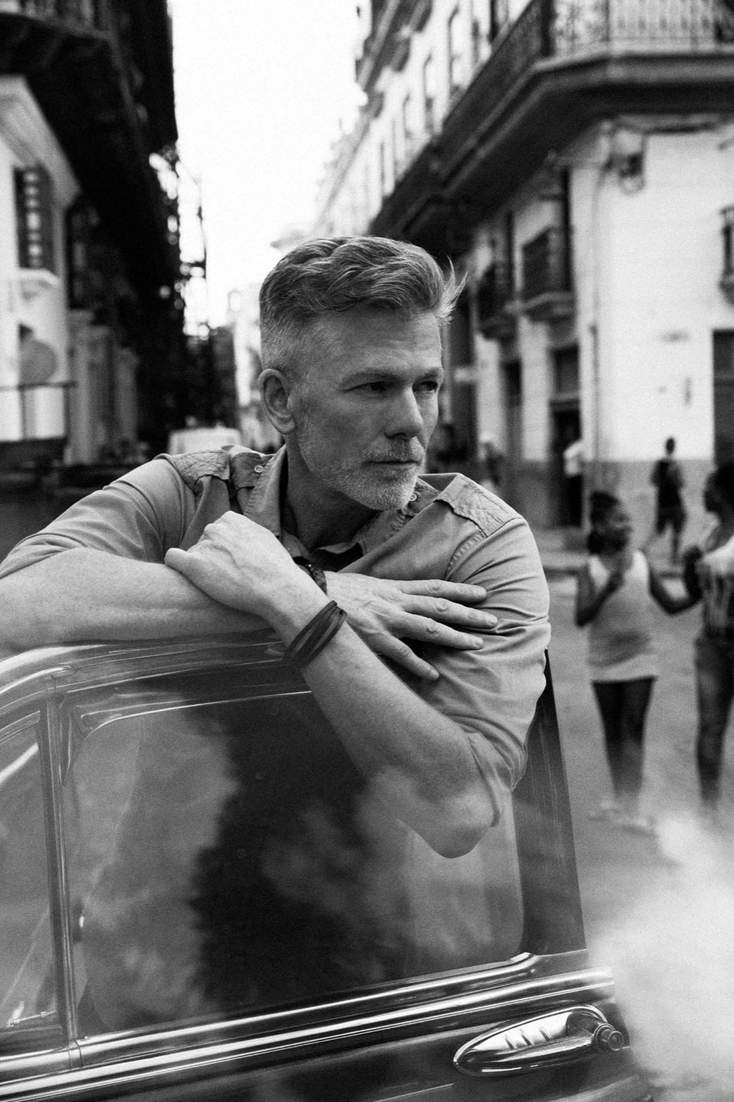 Portrait & Celebrity photography by Chris Hunt 10